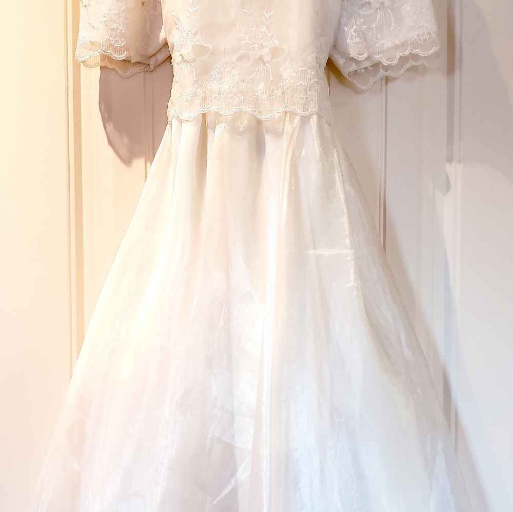 Ethos off-white dress, size 10-12
